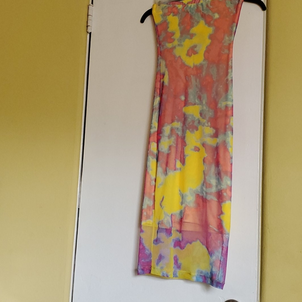 Dress - Picture 2 of 2